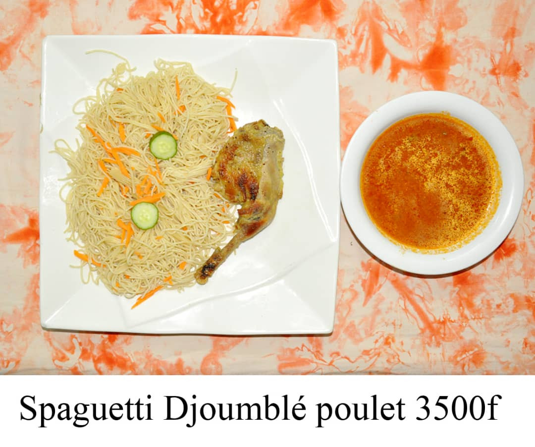 Spaguetti Gjoumblé avec poulet