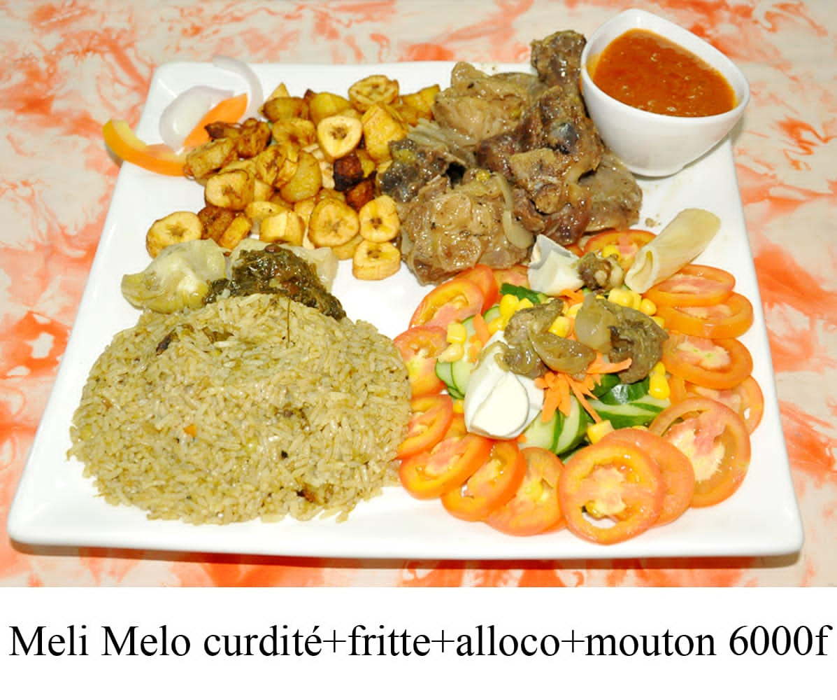 Meli Melo crudité+riz gras+alloco+mouton